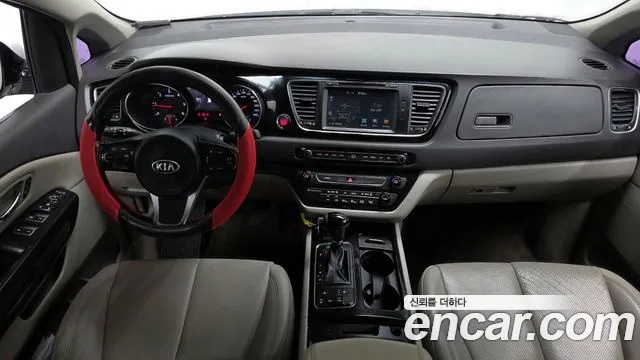 Kia Carnival — интерьер