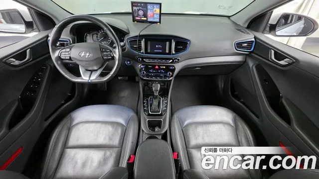 Hyundai Ioniq — интерьер