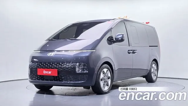 Hyundai Staria