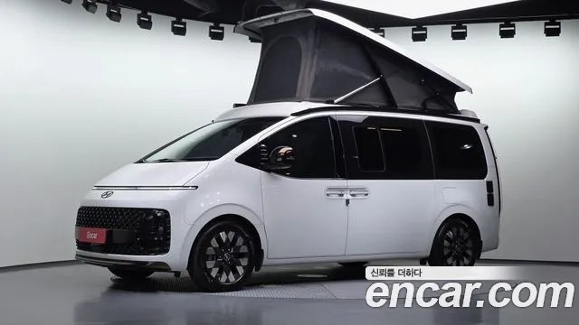 Hyundai Staria