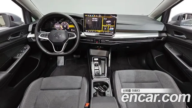Volkswagen Golf — интерьер