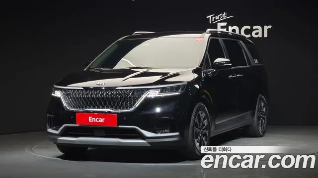 Kia Carnival — экстерьер