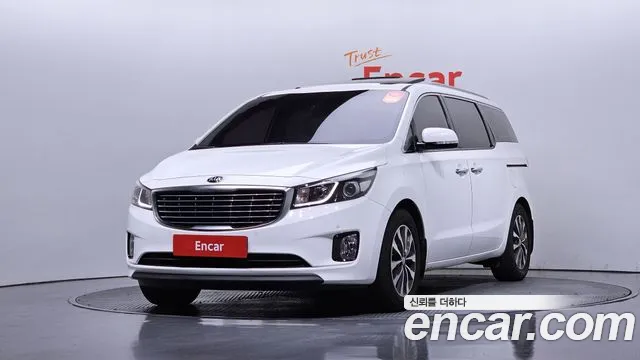 Kia Carnival — экстерьер