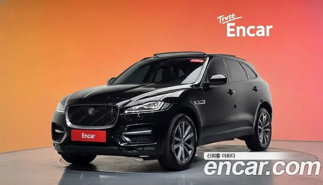 Jaguar F-Pace