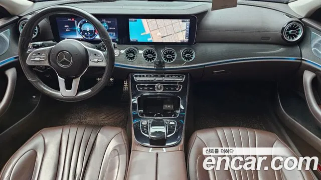 Mercedes-Benz CLS-класс — интерьер