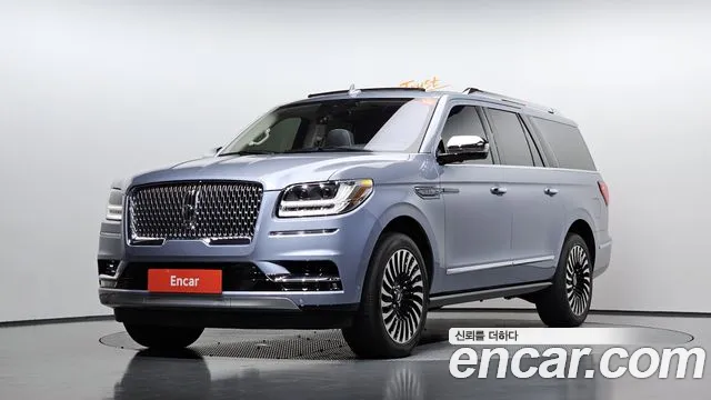 Lincoln Navigator
