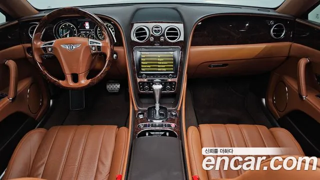 Bentley Flying Spur — интерьер