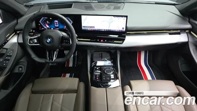 BMW 5 серия — интерьер