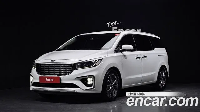 Kia Carnival — экстерьер