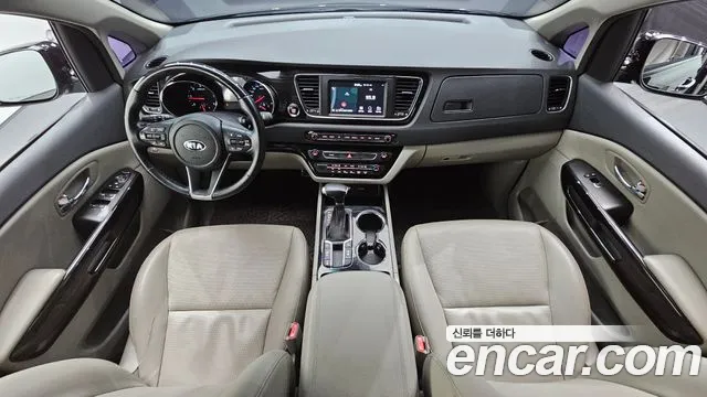 Kia Carnival — интерьер