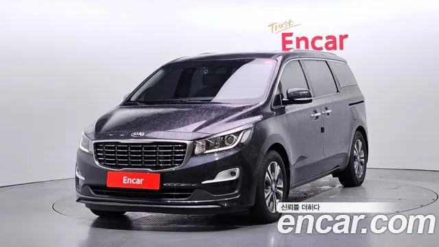 Kia Carnival — экстерьер