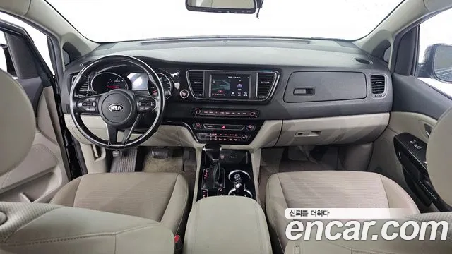 Kia Carnival — интерьер