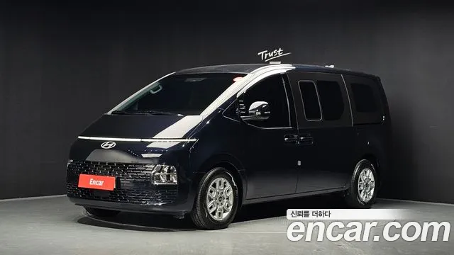 Hyundai Staria