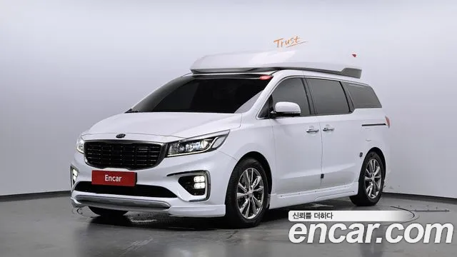 Kia Carnival — экстерьер