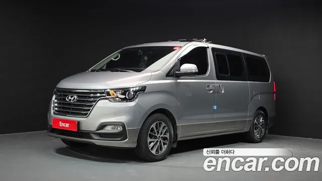 Hyundai Starex