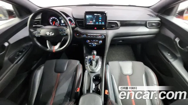 Hyundai Veloster — интерьер