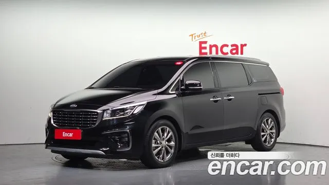 Kia Carnival — экстерьер