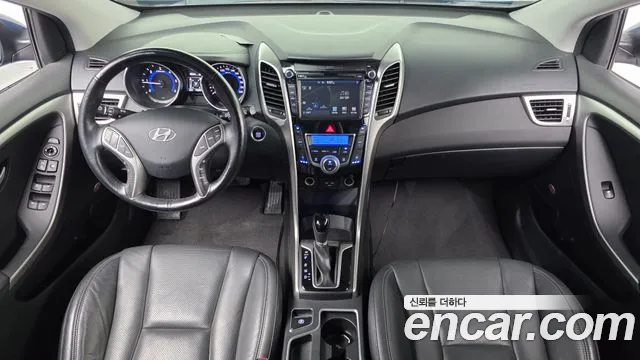 Hyundai i30 — интерьер