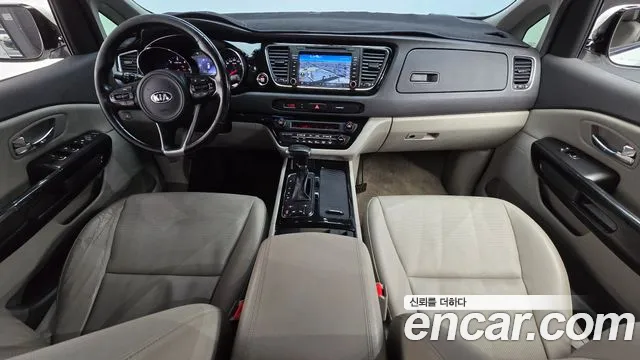 Kia Carnival — интерьер