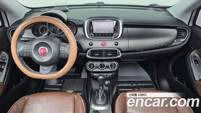 Fiat 500X — интерьер