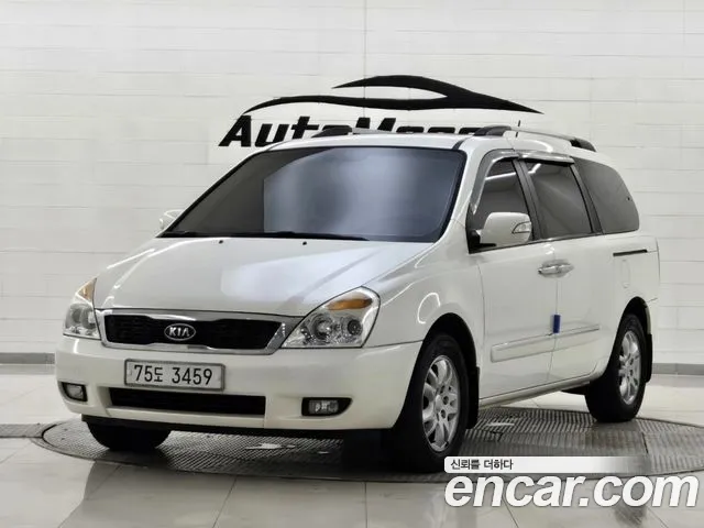 Kia Carnival — экстерьер
