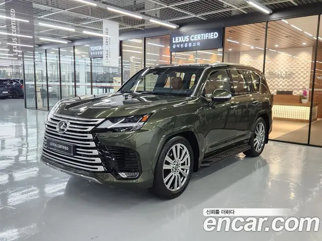 Lexus LX
