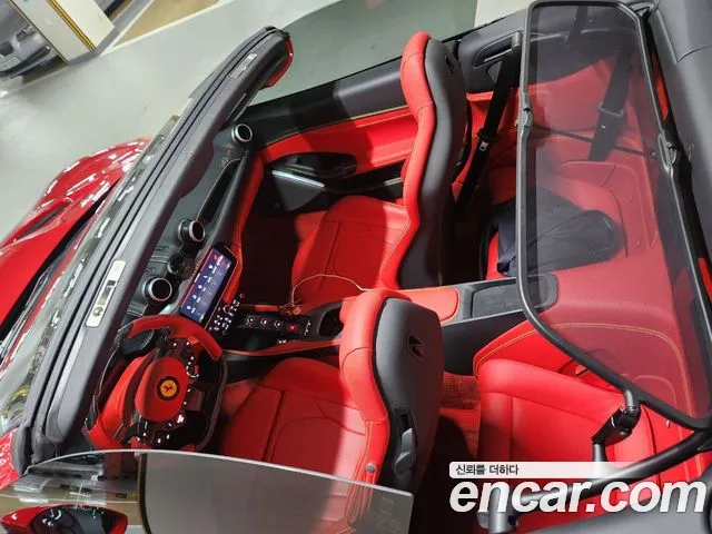 Ferrari Portofino — интерьер