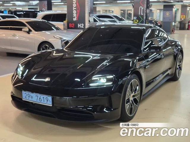 Porsche Taycan