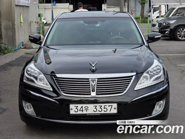 Hyundai Equus