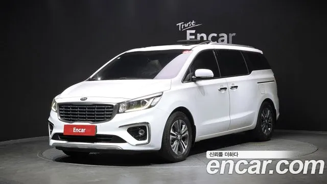 Kia Carnival — экстерьер