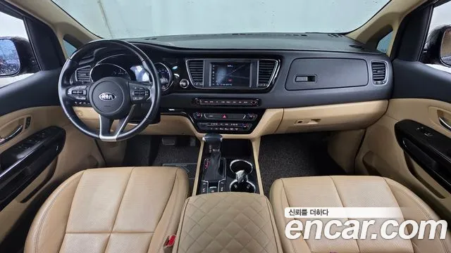 Kia Carnival — интерьер