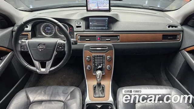 Volvo S80 — интерьер