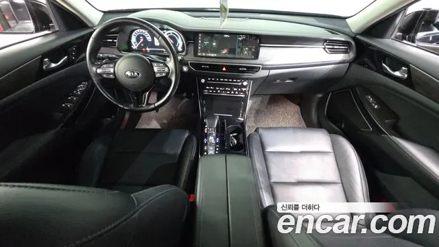 Kia K7 — интерьер