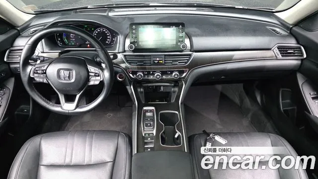 Honda Accord — интерьер