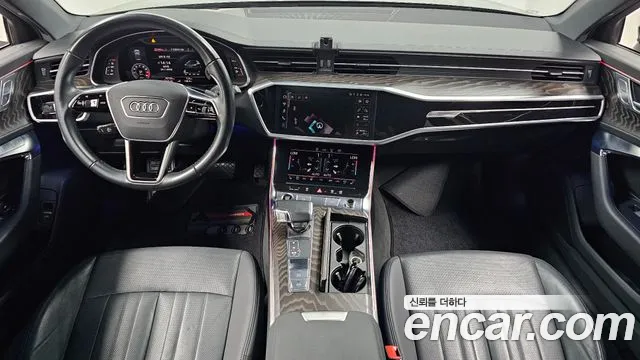 Audi A6 — интерьер