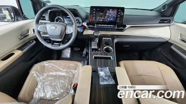 Toyota Sienna — интерьер