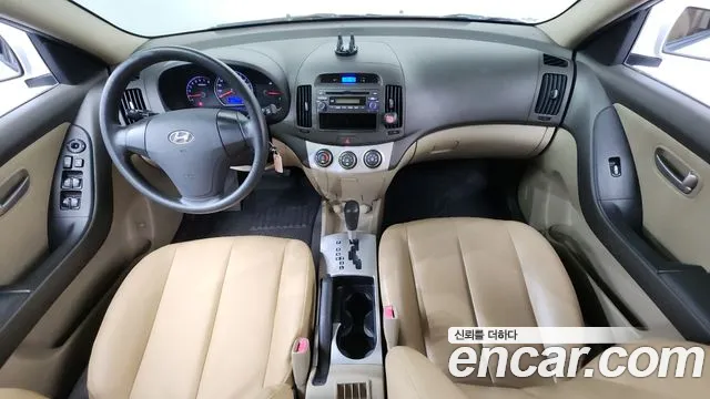 Hyundai Elantra — интерьер