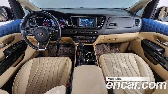 Kia Carnival — интерьер