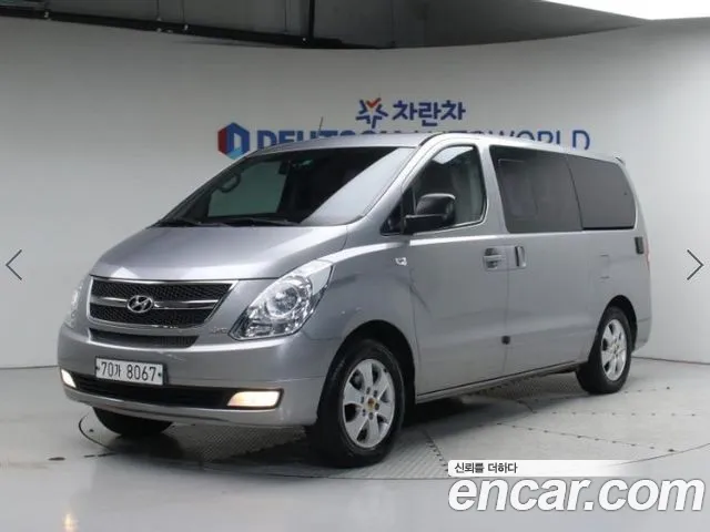 Hyundai Starex