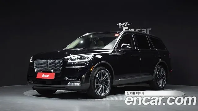 Lincoln Aviator