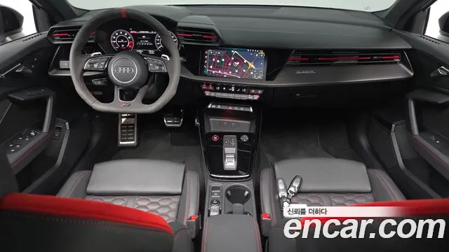 Audi RS3 — интерьер