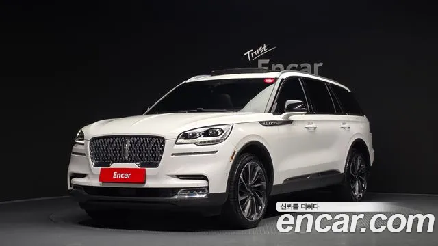 Lincoln Aviator