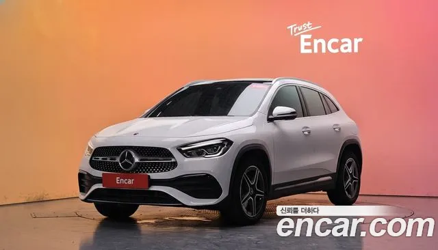 Mercedes-Benz GLA-класс