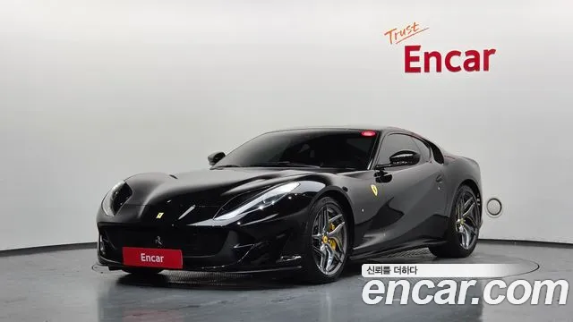Ferrari 812