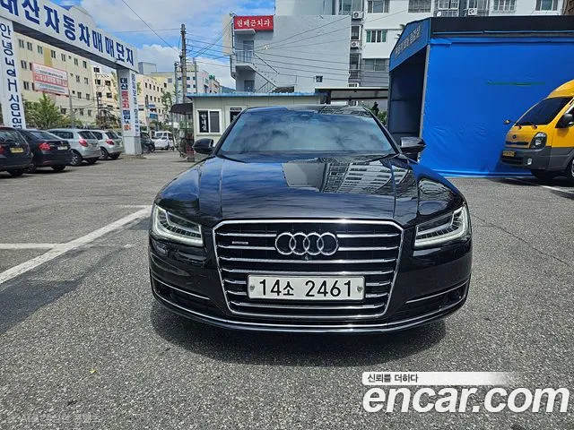 Audi A8