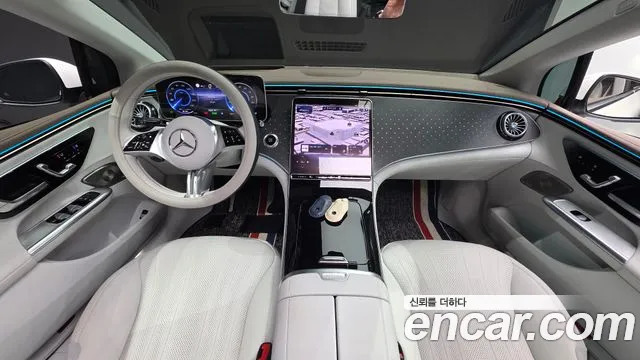 Mercedes-Benz EQE — интерьер