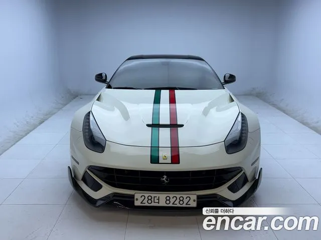 Ferrari F12 베를리네타