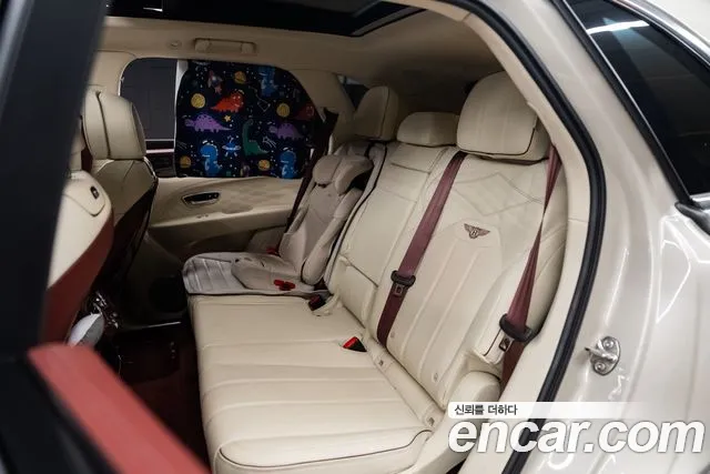 Bentley Bentayga — интерьер
