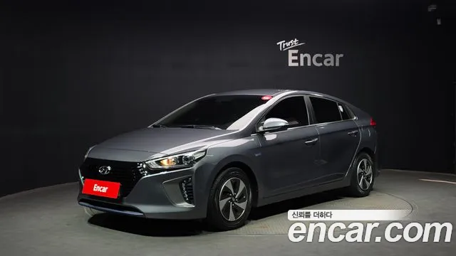 Hyundai Ioniq