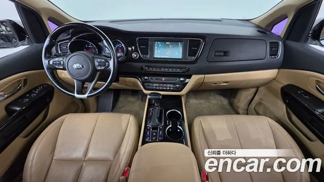 Kia Carnival — интерьер